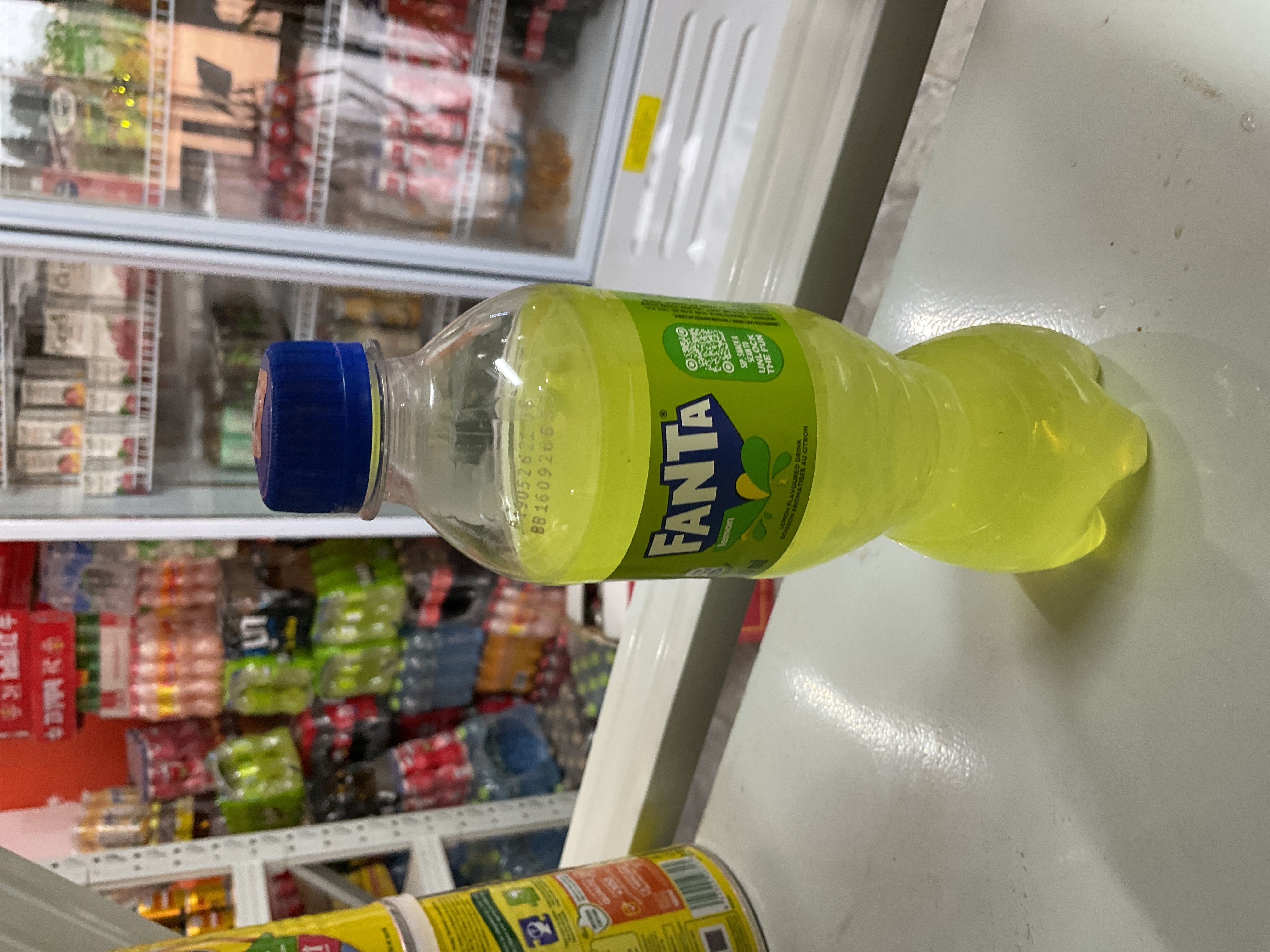 Fanta lemon