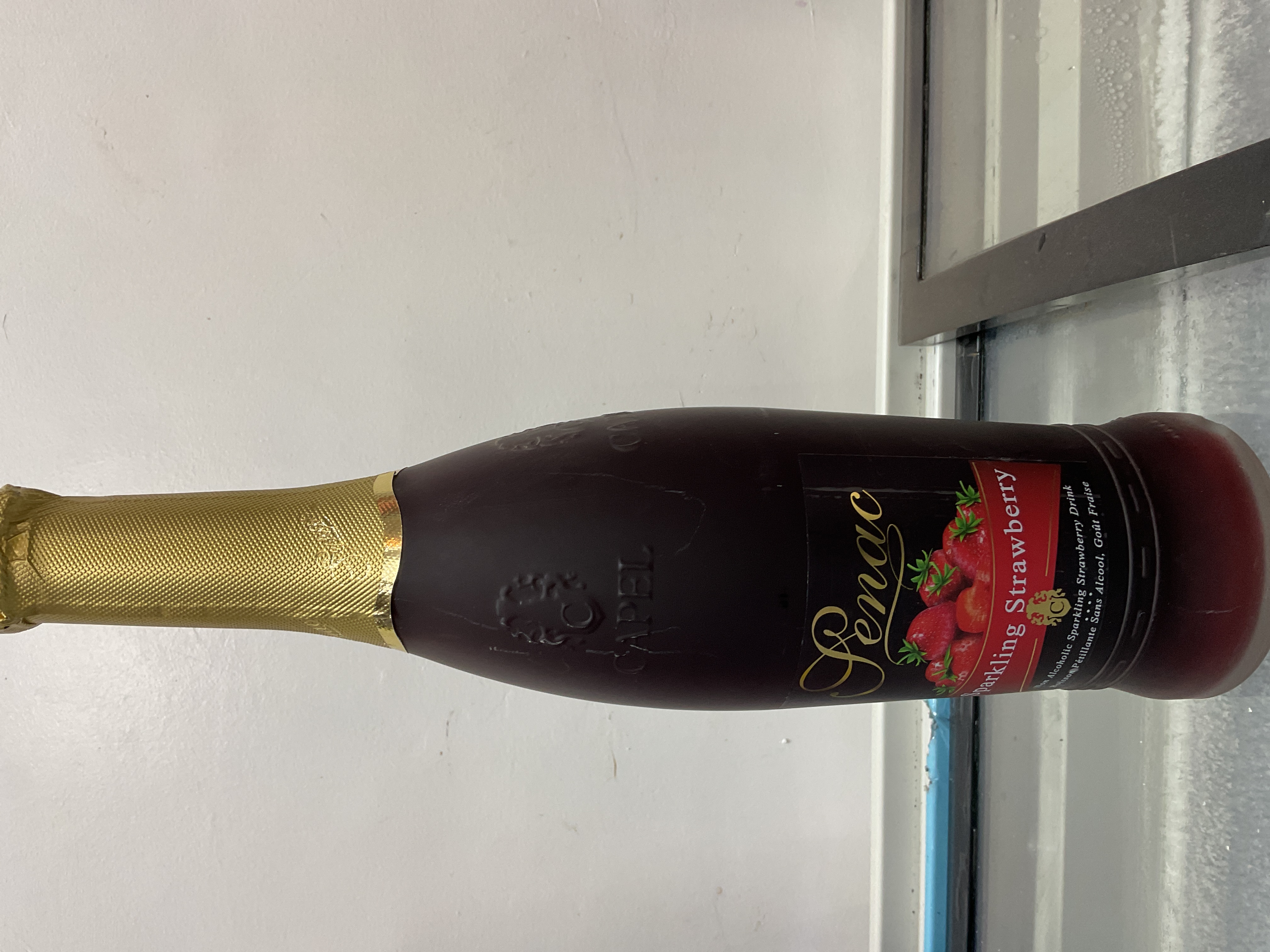 Senac sparking strawberry